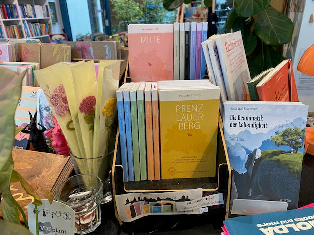 Wir freuen uns über den Verkauf im schönen Golda-Buchladen